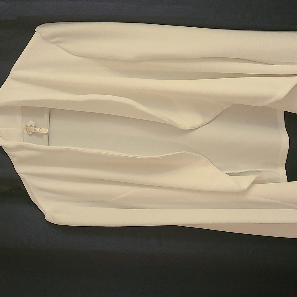 Women's long sleeve white Blazer by MOA Collection stretchy size XL